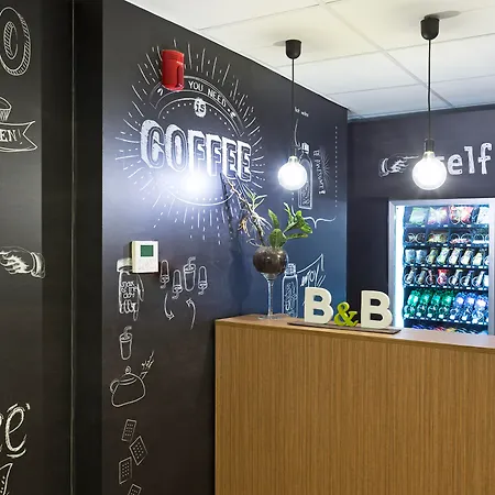 B＆b サンタンブロージョ ミラノ