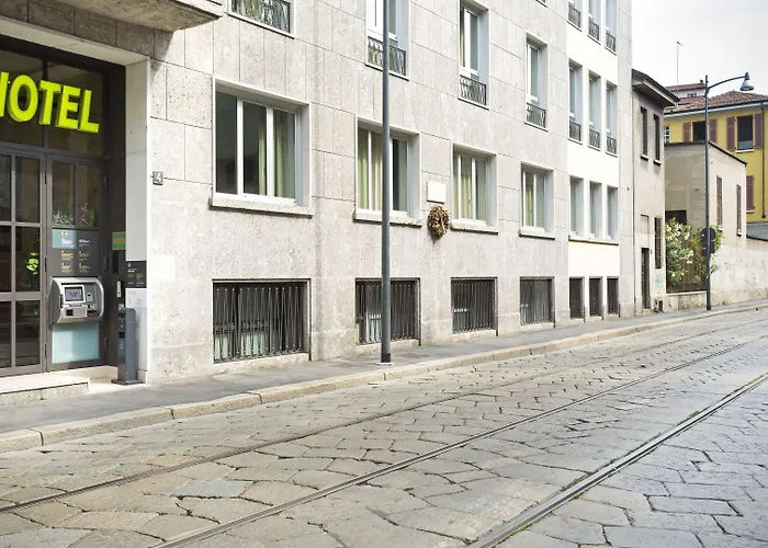 米兰圣安布住宿加早餐旅馆 酒店 米兰